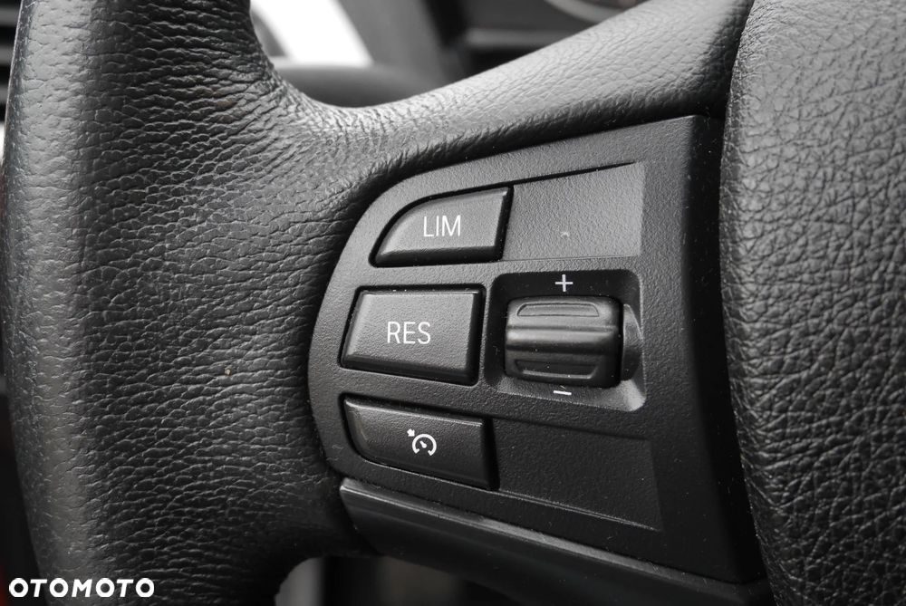 BMW Seria 1 - 20