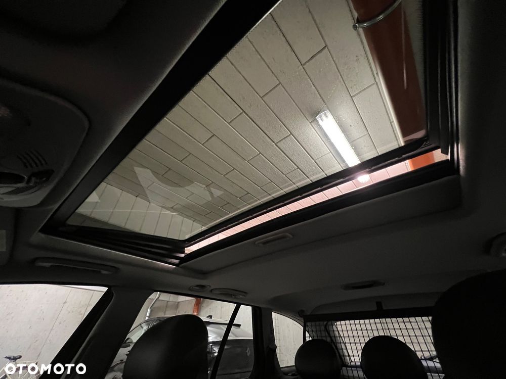 Mercedes-Benz Klasa C - 29