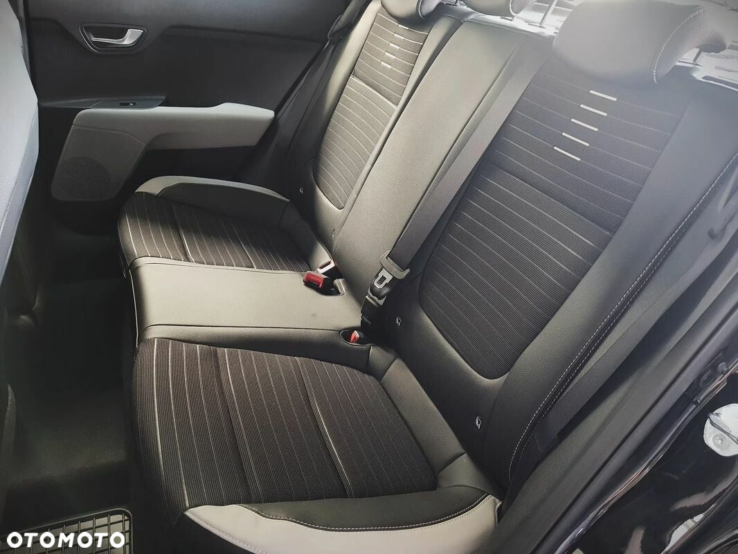 Kia Stonic 1.2 L - 19