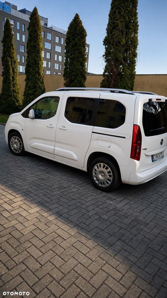 Opel Combo 1.2 Turbo Edition S&S - 2