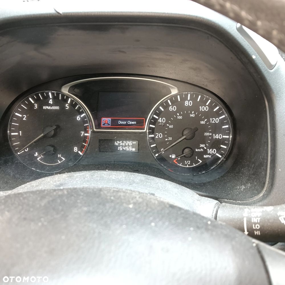 Nissan Pathfinder - 4