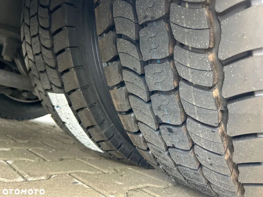 MAN TGX 18.470 4x2 LL CH - 12