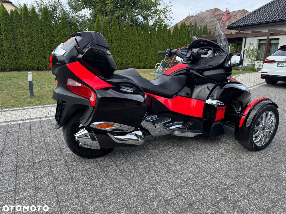 Can-Am Spyder - 5