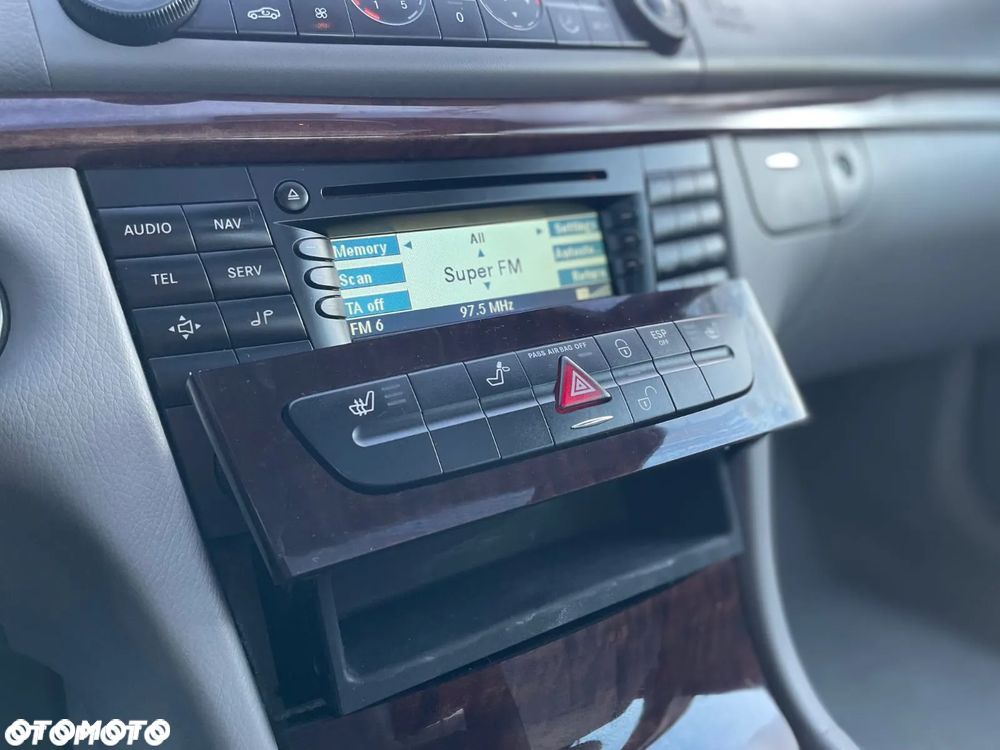 Mercedes-Benz Klasa E 220 CDI Automatik Classic - 19