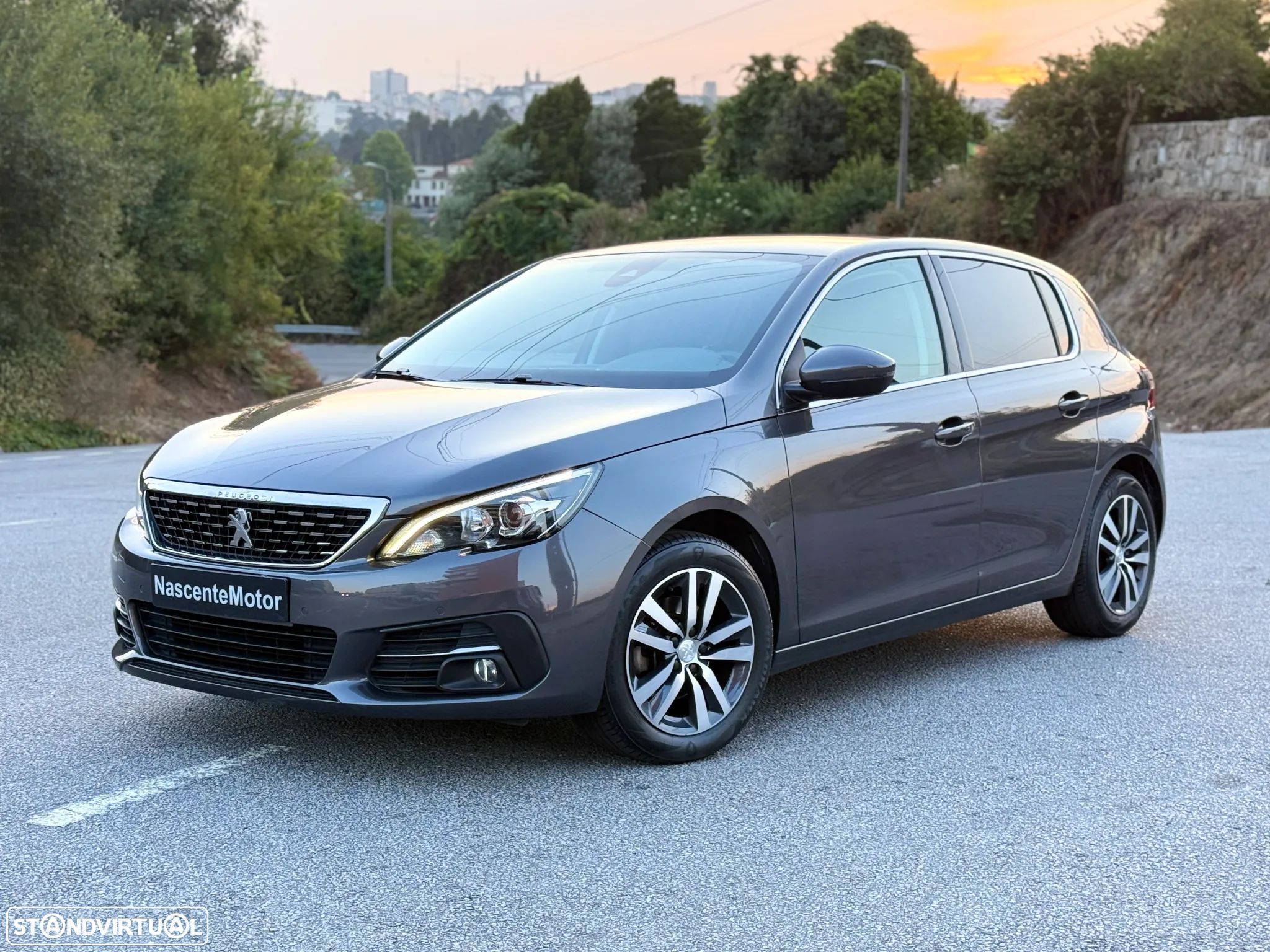 Peugeot 308 1.2 PureTech Allure EAT8 - 1