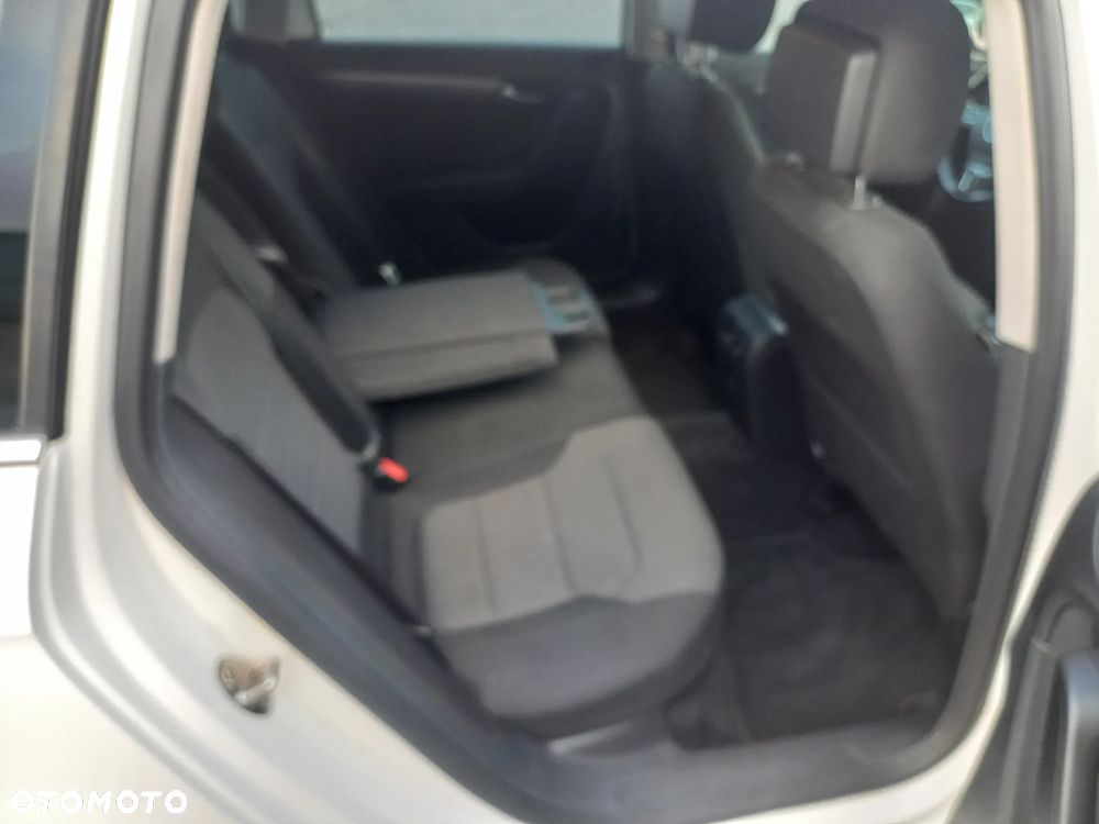 Volkswagen Passat 2.0 TDI Comfortline DSG - 17