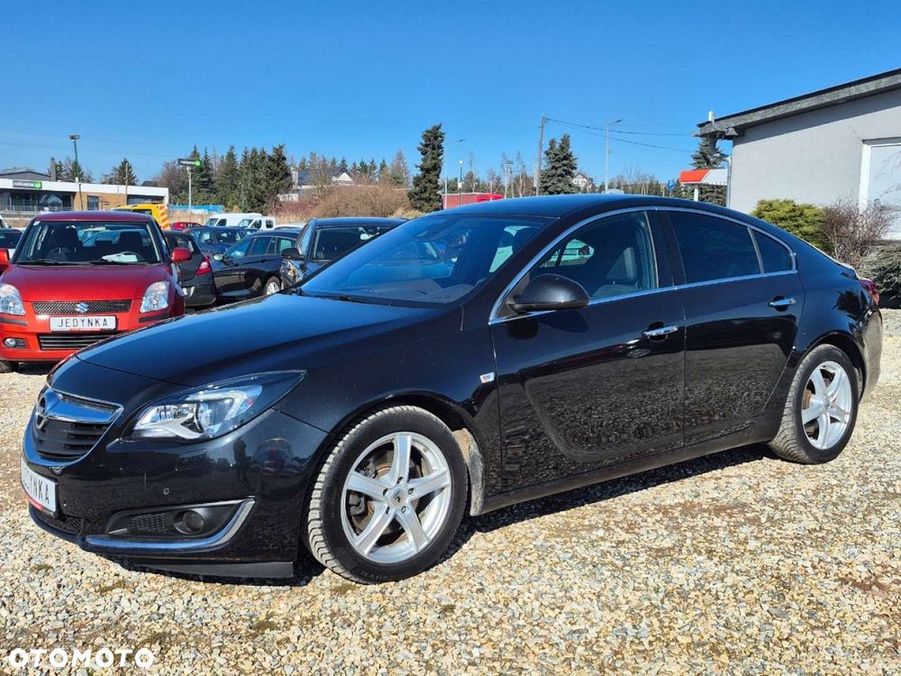 Opel Insignia - 1