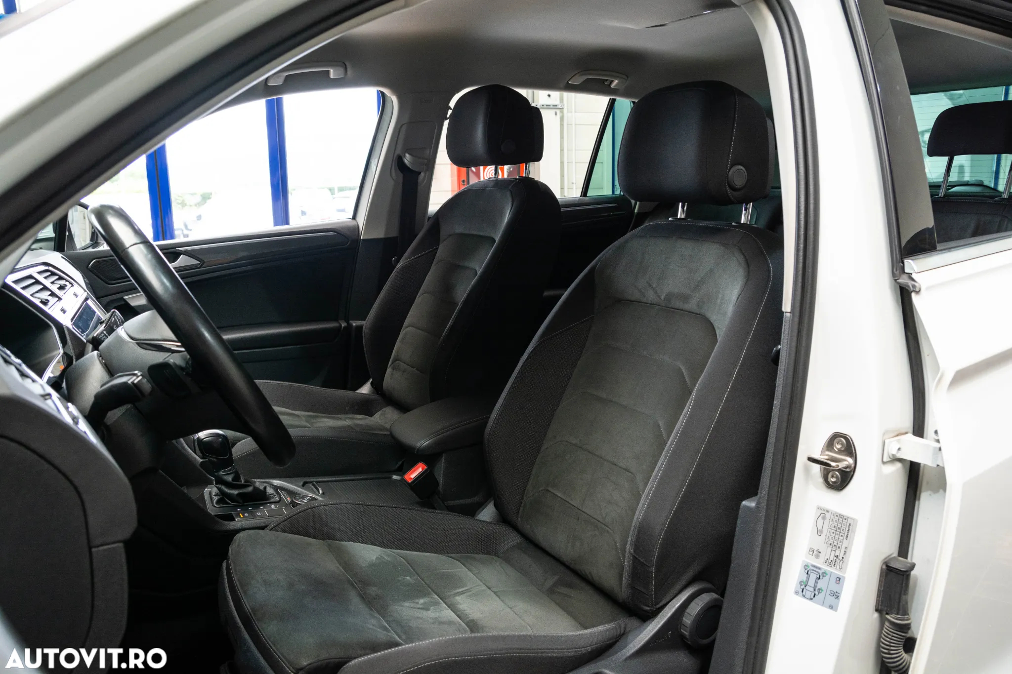 Volkswagen Tiguan 2.0 TDI 4Mot DSG Highline - 6