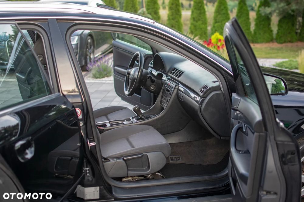 Audi A4 Avant - 35