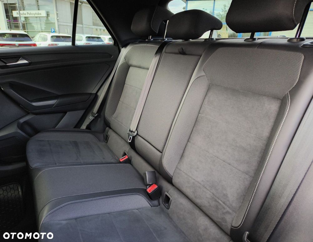Volkswagen T-Roc 1.5 TSI R-Line DSG - 25