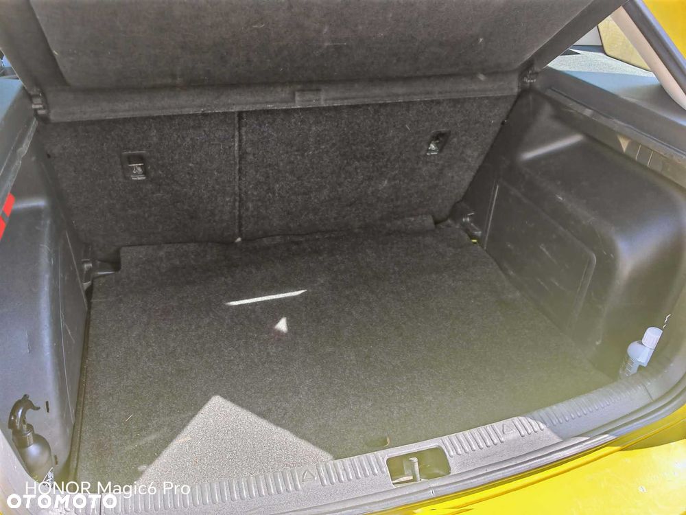 Skoda RAPID - 8