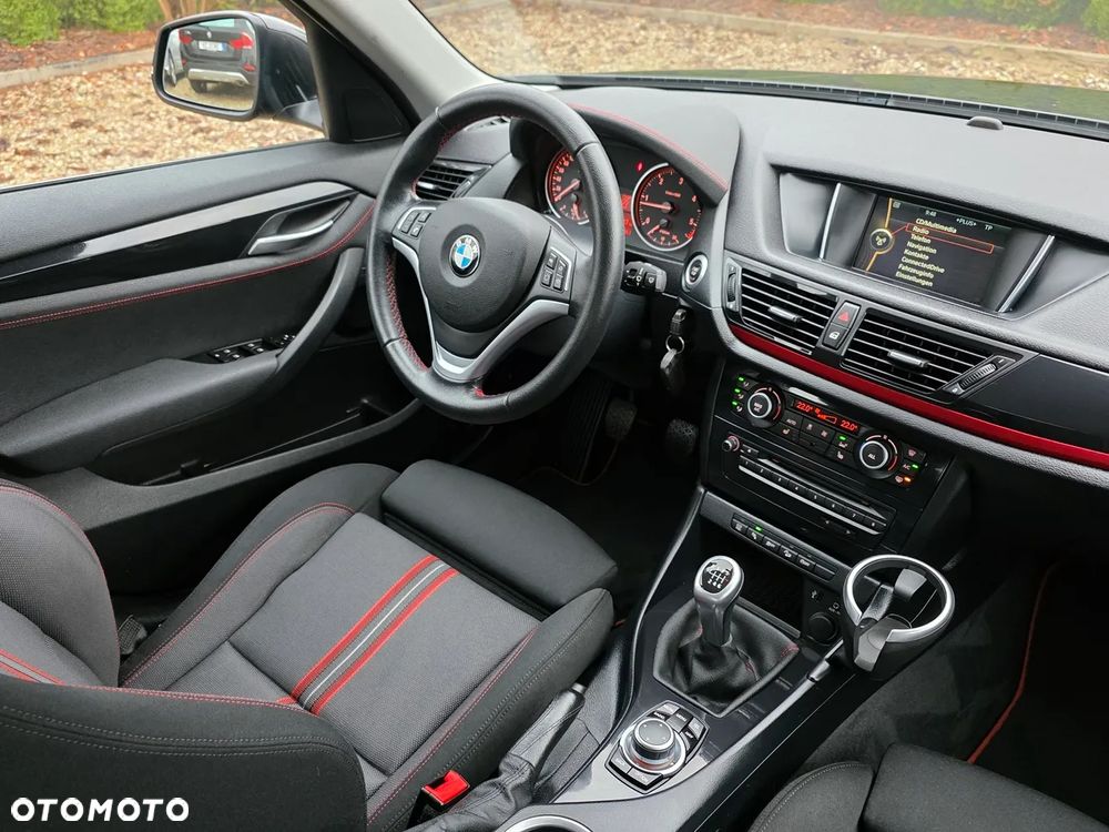 BMW X1 xDrive18d Sport Line - 26