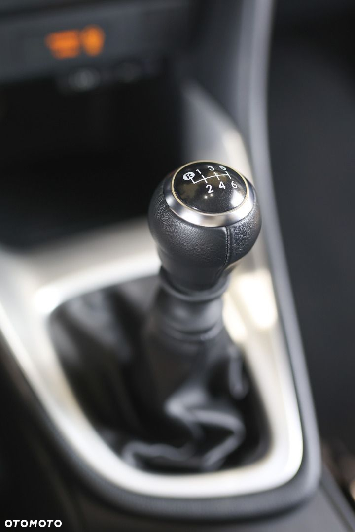 Toyota Yaris - 17