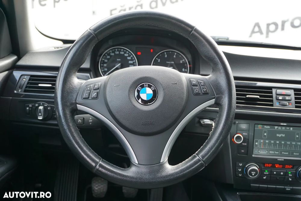 BMW Seria 3 318i Edition Lifestyle - 11