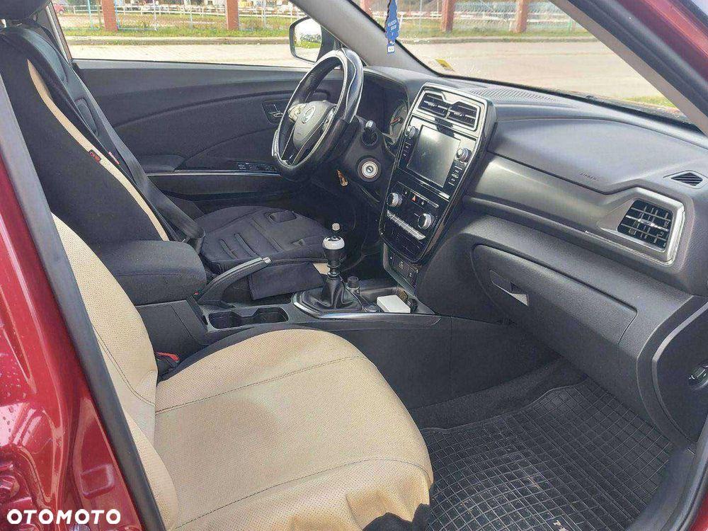 SsangYong/KGM Tivoli - 3