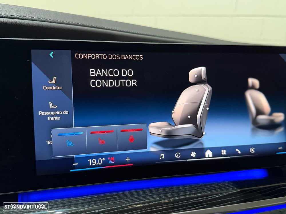 BMW 740 d xDrive Pack Desportivo M Pro - 31