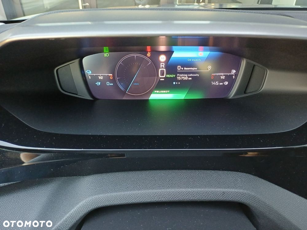 Peugeot 408 - 30