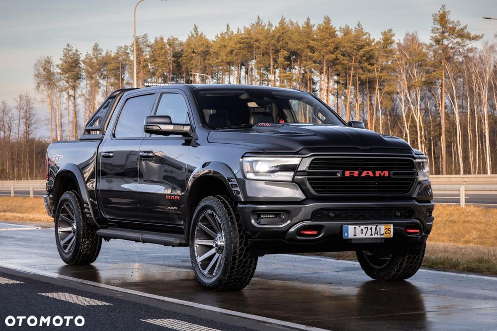 RAM 1500 Crew Cab Sport - 4