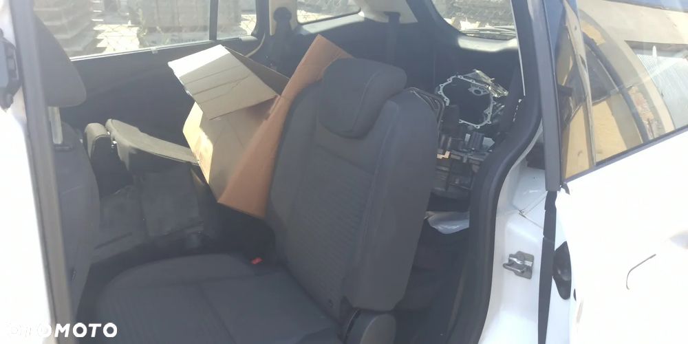 Ford Grand C-MAX 1.5 TDCi Start-Stopp-System Titanium - 13