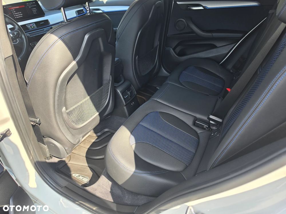 BMW X2 xDrive20d - 15