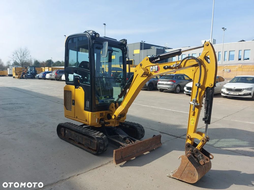 Caterpillar 301.8 - 3