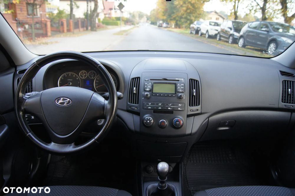 Hyundai i30 1.4 Comfort - 14