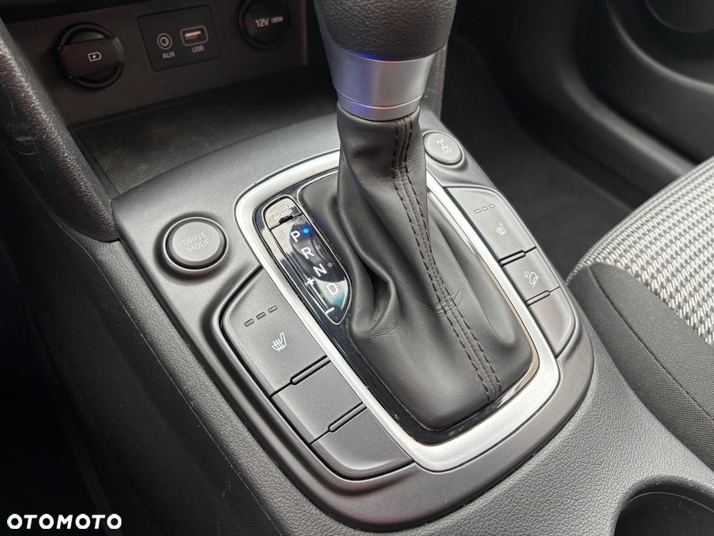 Hyundai Kona - 30