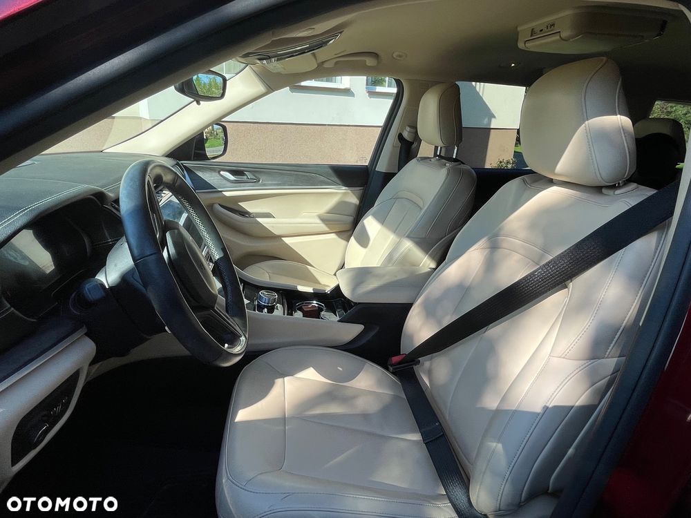 Jeep Grand Cherokee - 22