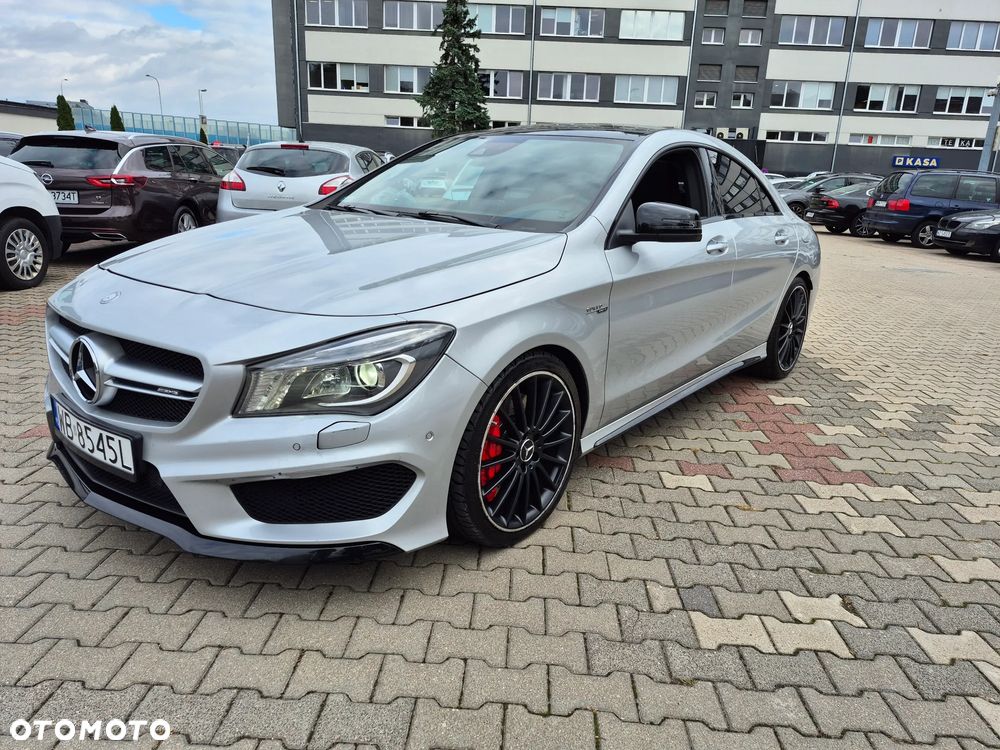 Mercedes-Benz CLA AMG 45 4-Matic - 8