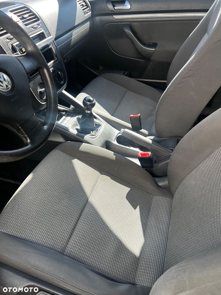 Volkswagen Jetta 1.9 TDI Comfortline - 2