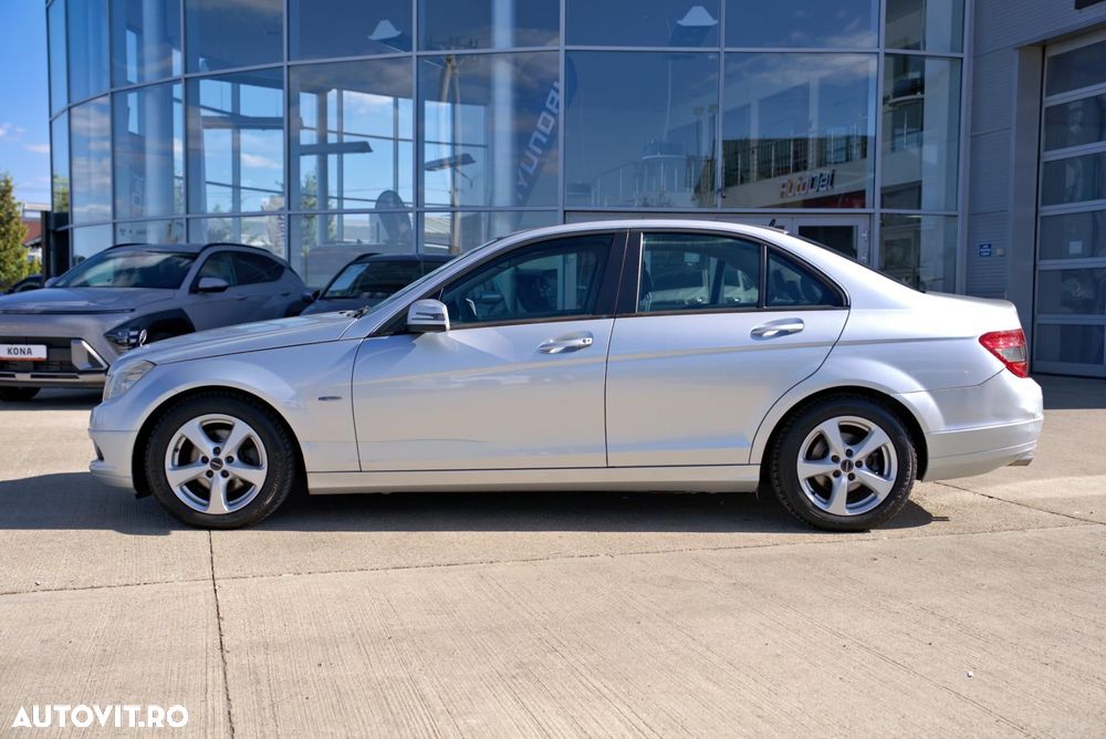 Mercedes-Benz C 200 CDI DPF (BlueEFFICIENCY) Avantgarde - 9