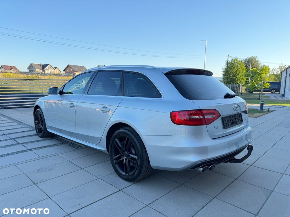 Audi A4 Avant 2.0 TDI DPF quattro S line Sportpaket - 14