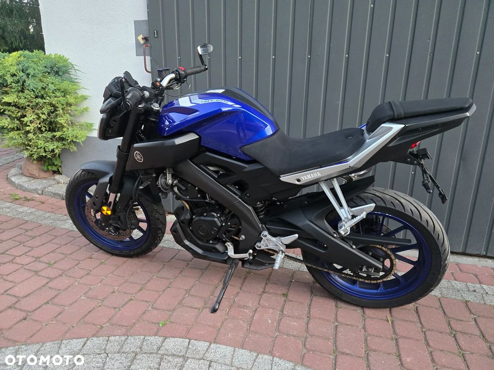 Yamaha MT - 12