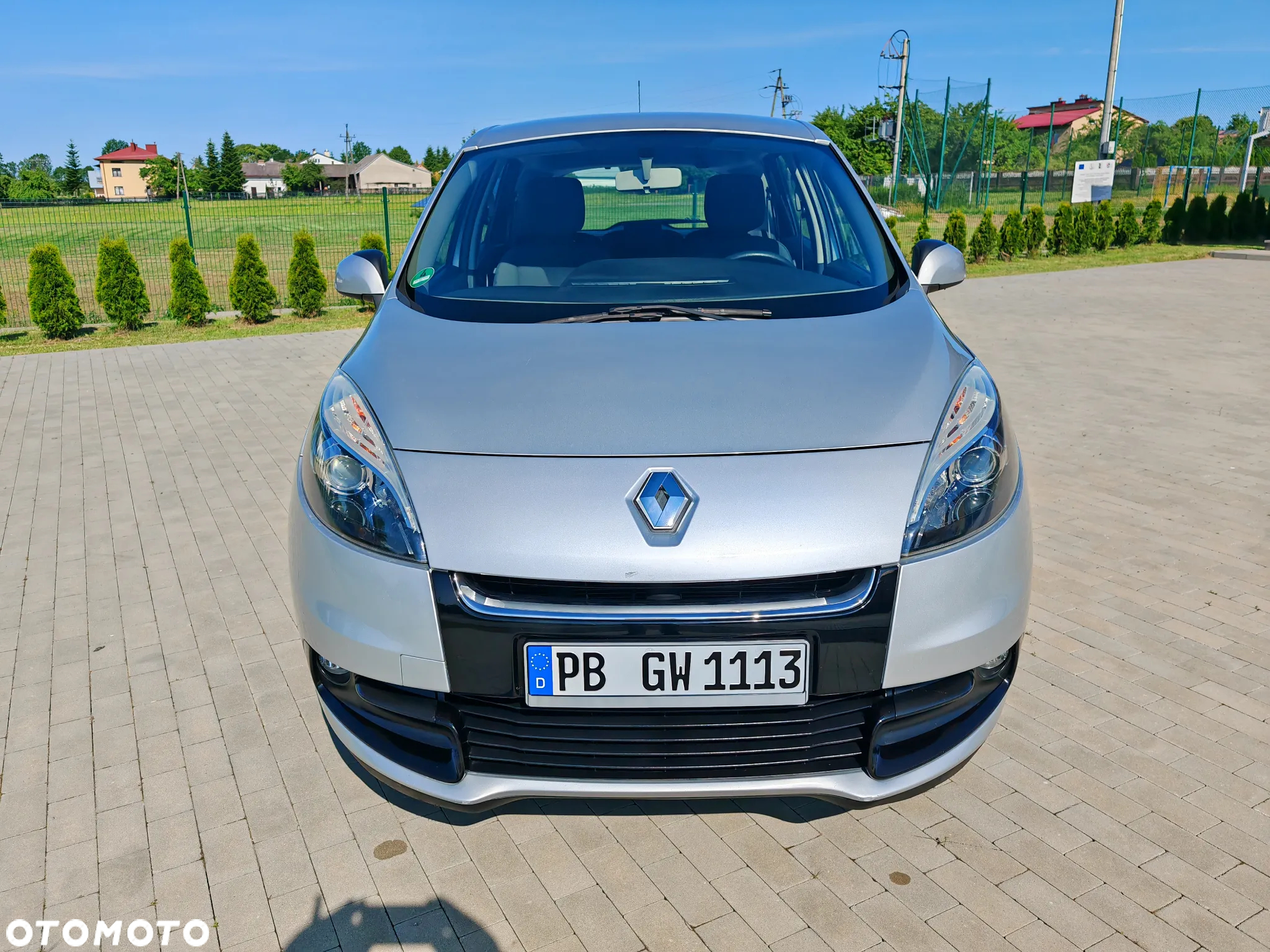 Renault Scenic 1.6 16V 110 TomTom Edition - 10
