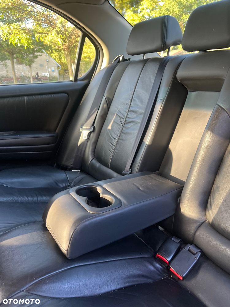 Nissan Maxima 3.0 Elegance - 21