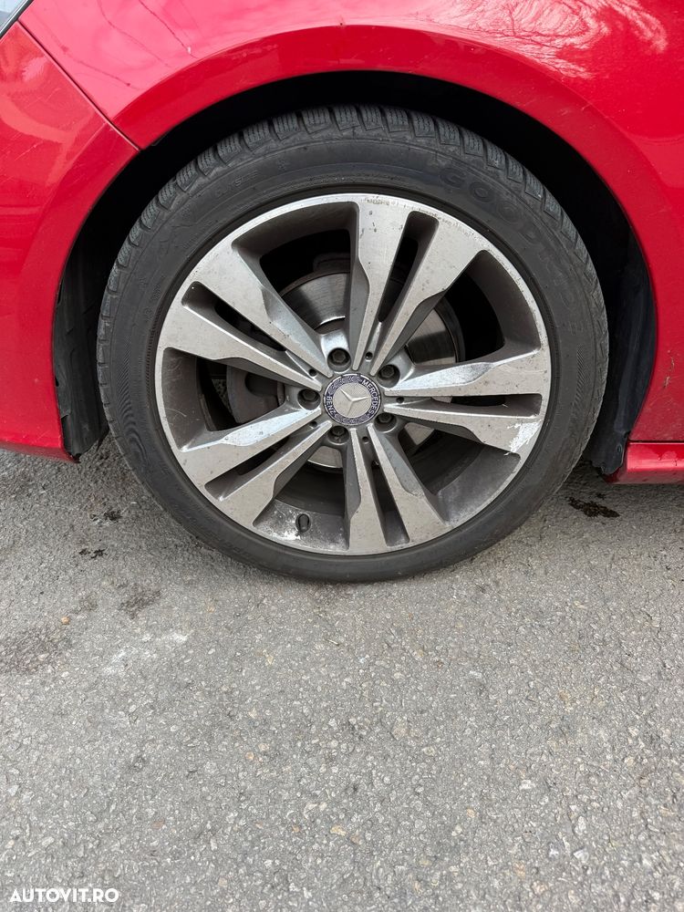 Mercedes-Benz CLA - 10