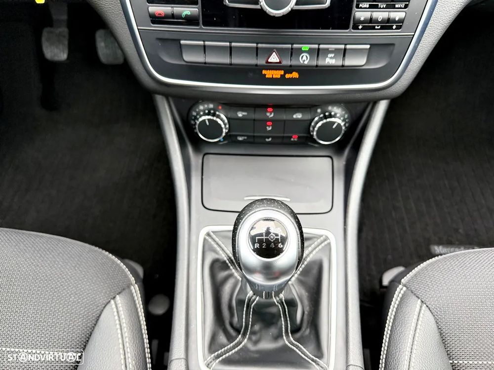 Mercedes-Benz GLA 180 CDI - 19