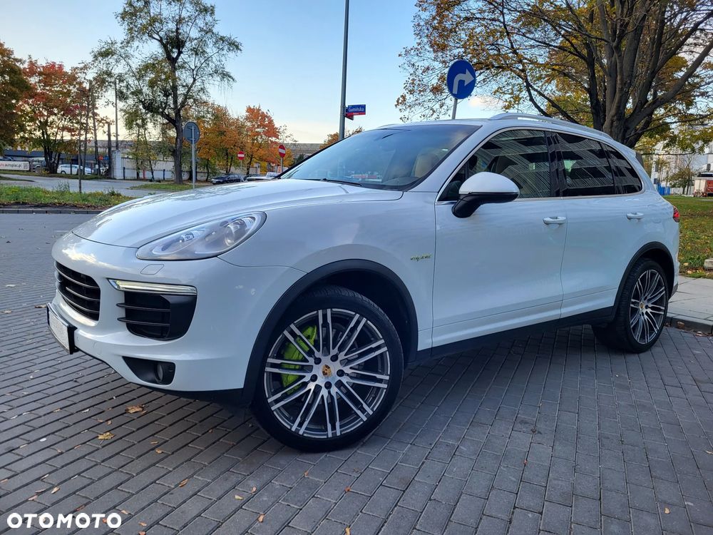 Porsche Cayenne S Hybrid Tiptronic S - 3