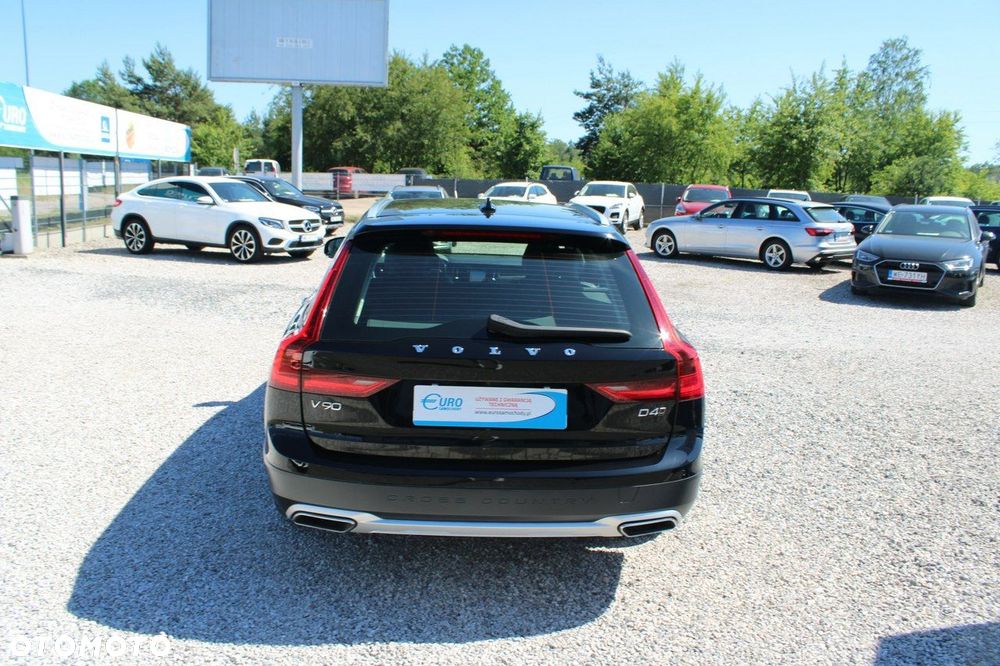 Volvo V90 Cross Country D4 AWD - 8