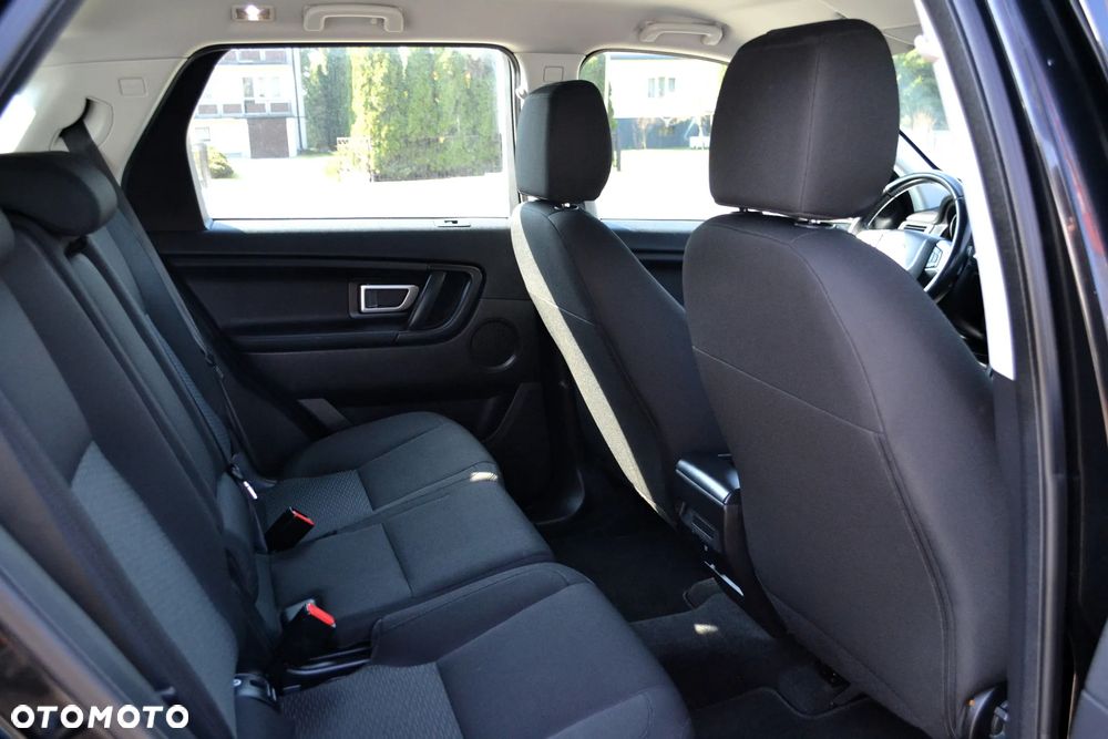 Land Rover Discovery Sport D150 - 10