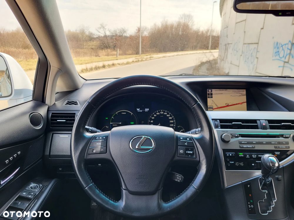 Lexus RX 450h (hybrid) - 10