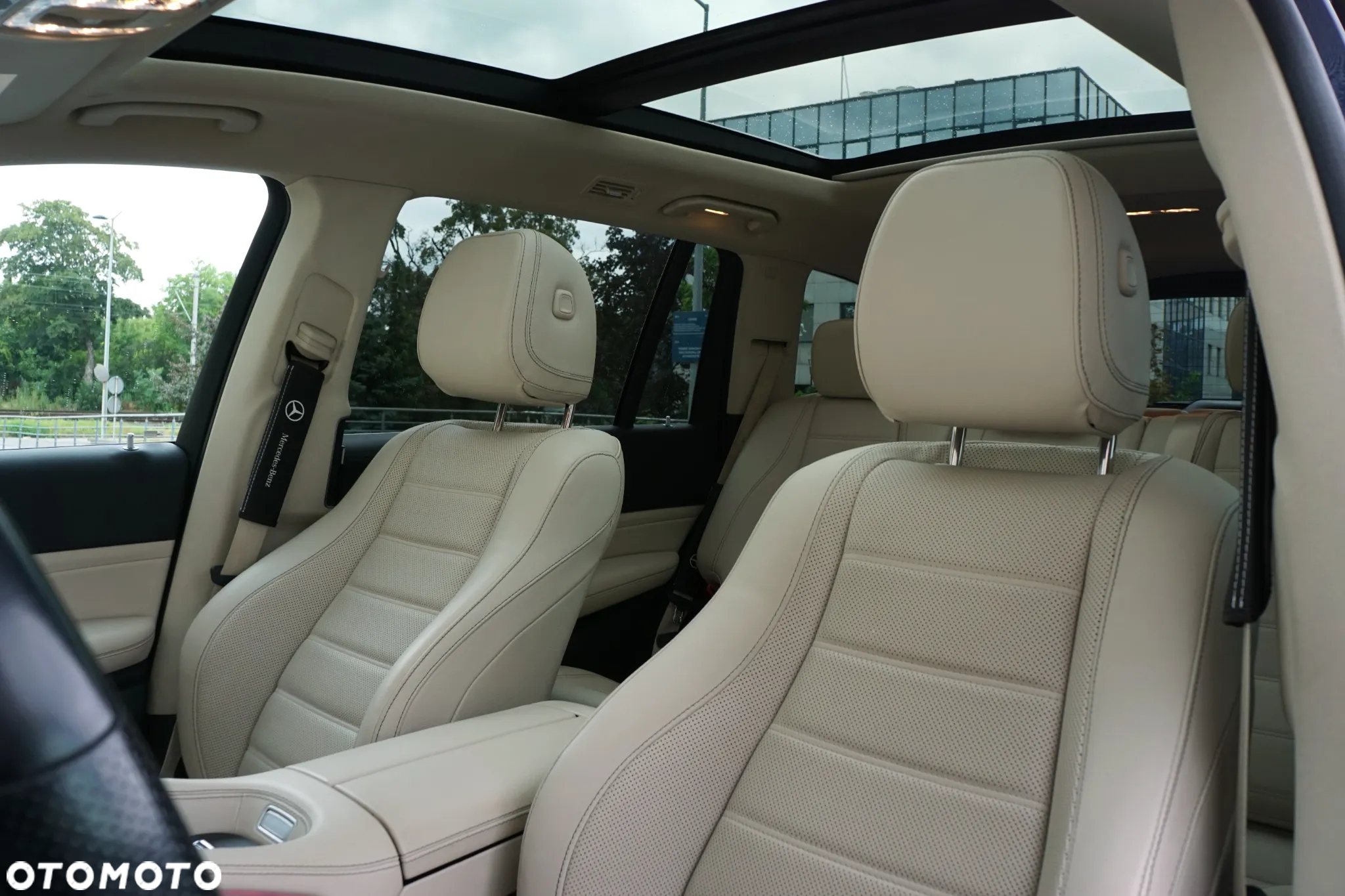 Mercedes-Benz GLS 400 d 4-Matic - 13