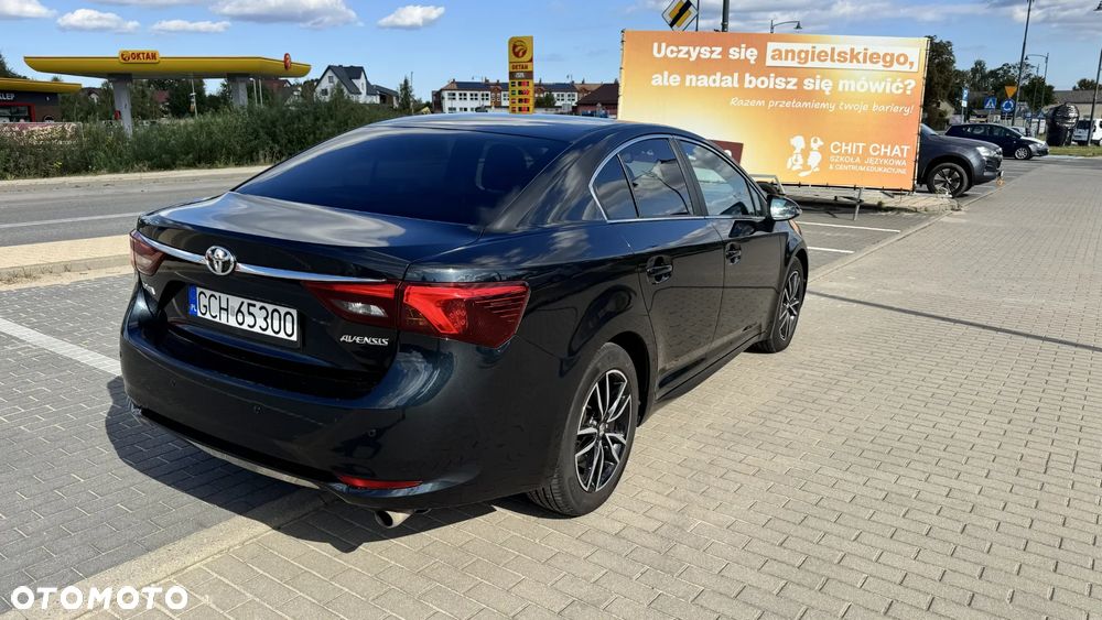 Toyota Avensis - 4