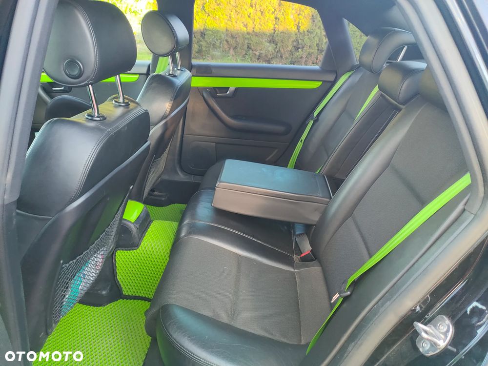 Audi A4 Limousine - 6