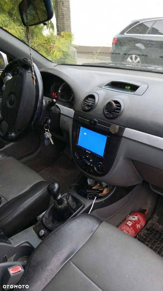 Chevrolet Lacetti - 4