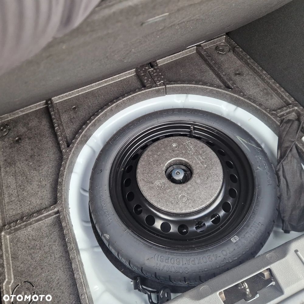 Ford Focus 1.0 EcoBoost Trend Edition - 11