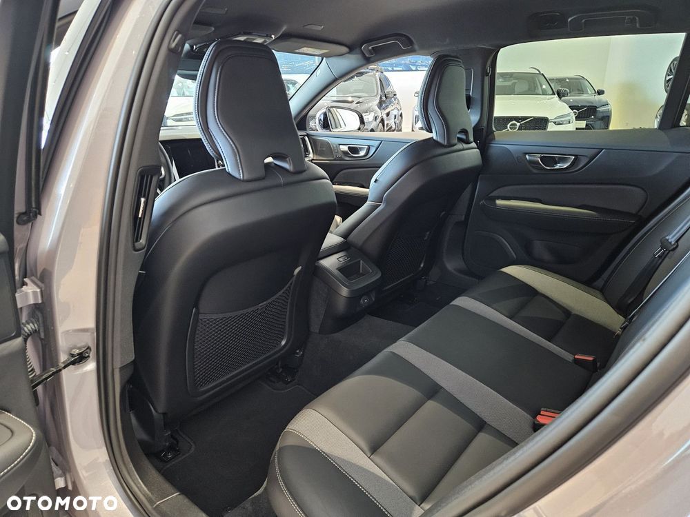 Volvo V60 - 18