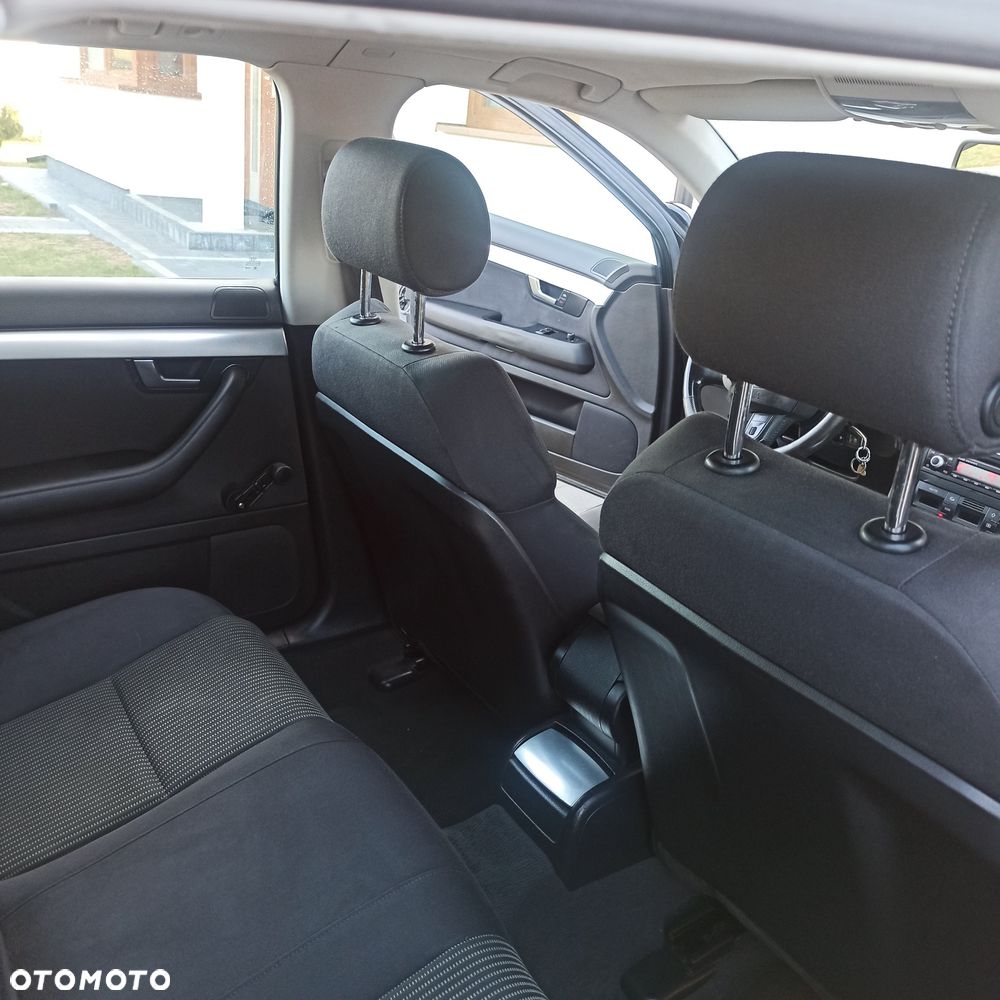 Audi A4 Avant - 6