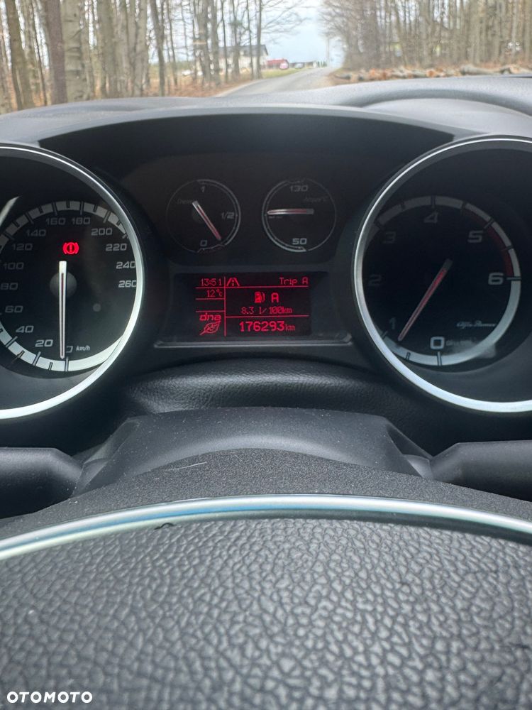 Alfa Romeo Giulietta 2.0 JTDM Exclusive - 9