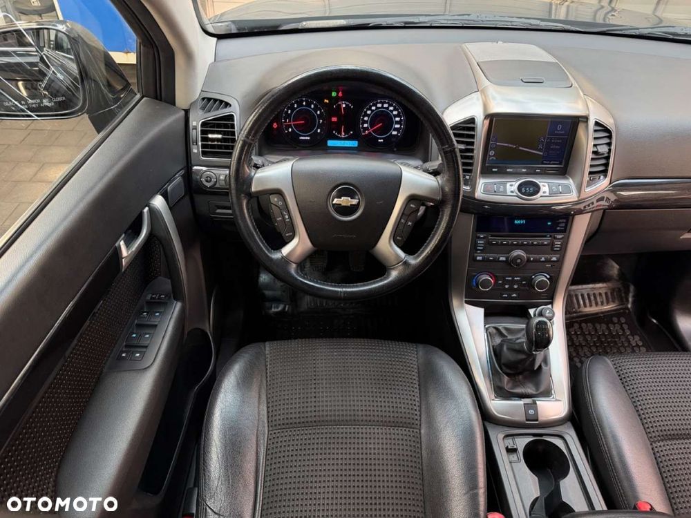Chevrolet Captiva - 25